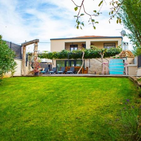 Willa House With Pool Poli Stare Nuoni Žminj Zewnętrze zdjęcie