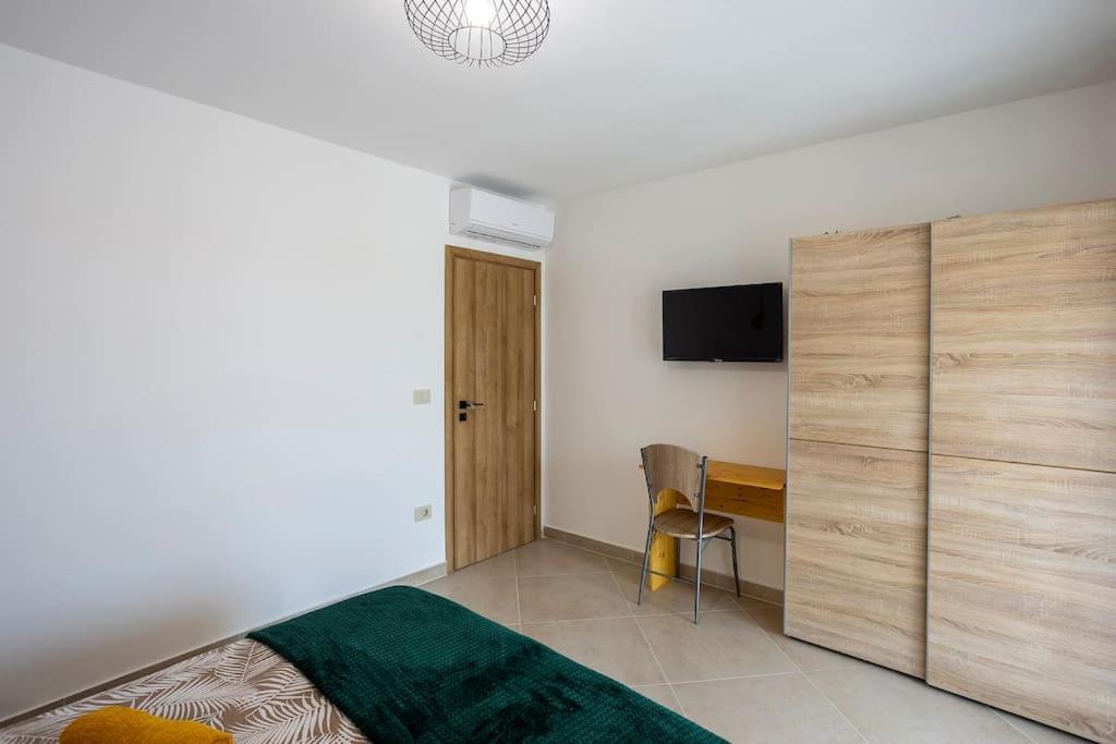 Willa House With Pool Poli Stare Nuoni Žminj Zewnętrze zdjęcie