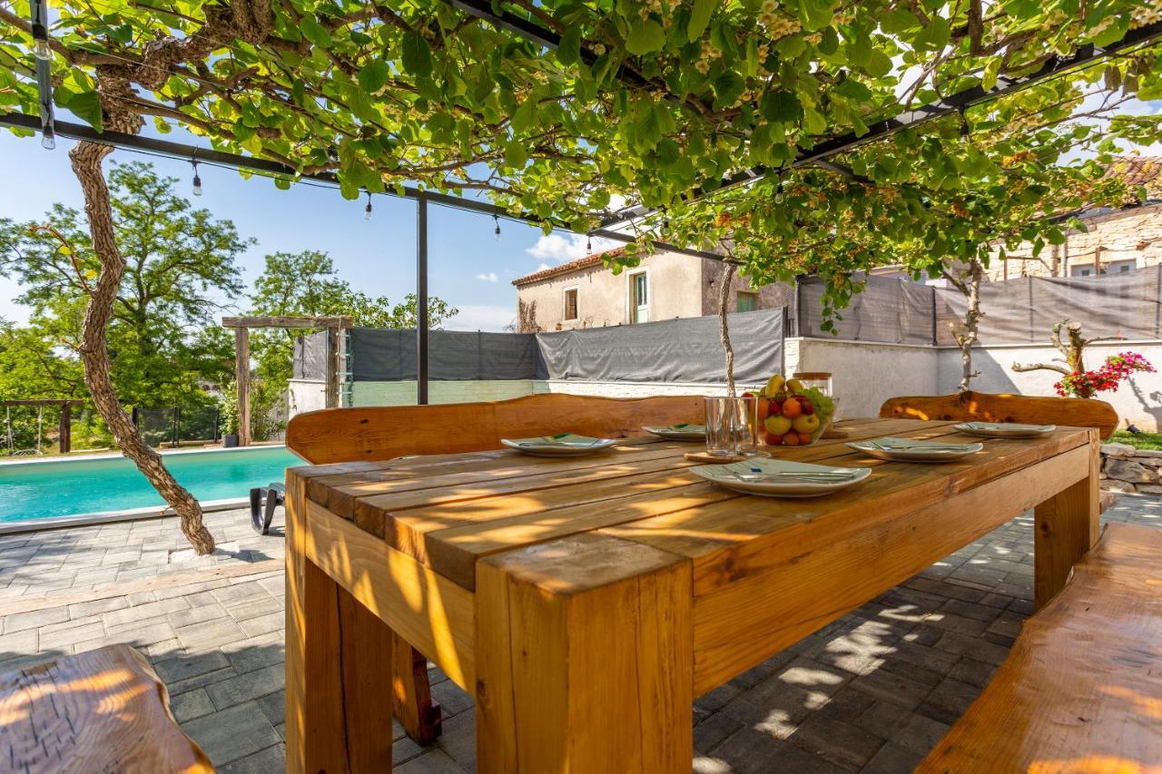 Willa House With Pool Poli Stare Nuoni Žminj Zewnętrze zdjęcie