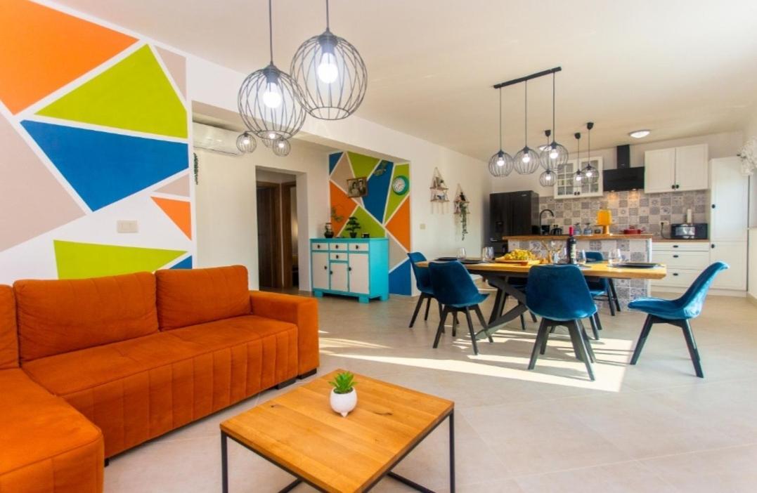 Willa House With Pool Poli Stare Nuoni Žminj Zewnętrze zdjęcie