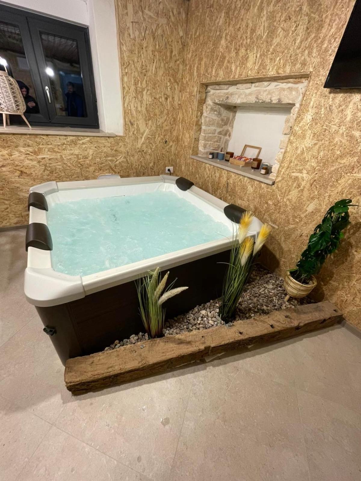 Willa House With Pool Poli Stare Nuoni Žminj Zewnętrze zdjęcie